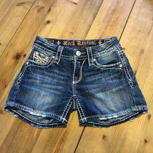 Rock Revival Julie Mid Rise Stretch Shorts Size 23